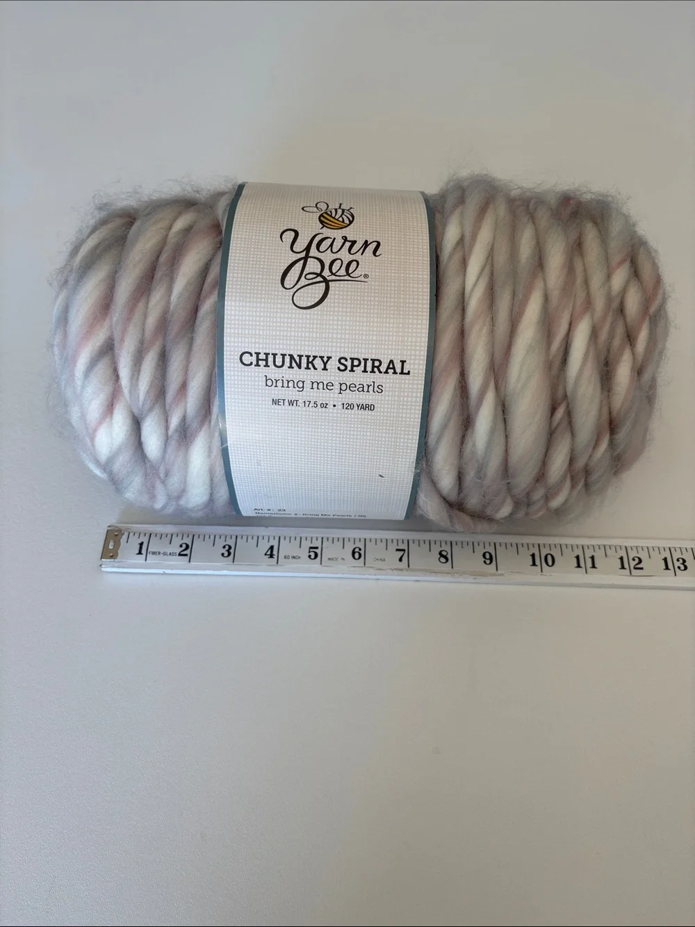 NWT Yarn Bee Chunky Spiral Wool Blend Yarn Skein in Bring Me Petals 120 Yards